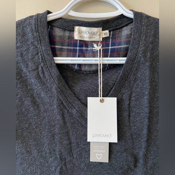 𝅺preloved TORONTO Willow Tee NWT XSmall - Picture 11 of 11